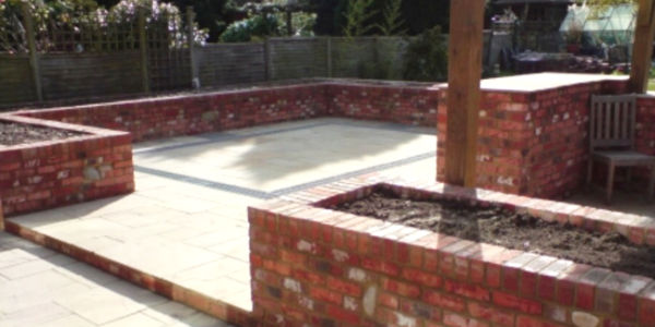 Brickwork & Driveways Company in Horsham